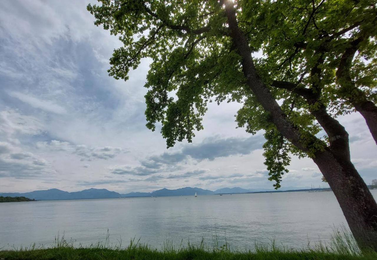 Chiemsee /Seeblick/ Netflix Зеон-Зебрукк Экстерьер фото